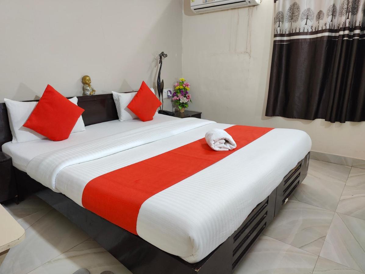 Hotel Harmony Jāmnagar Extérieur photo